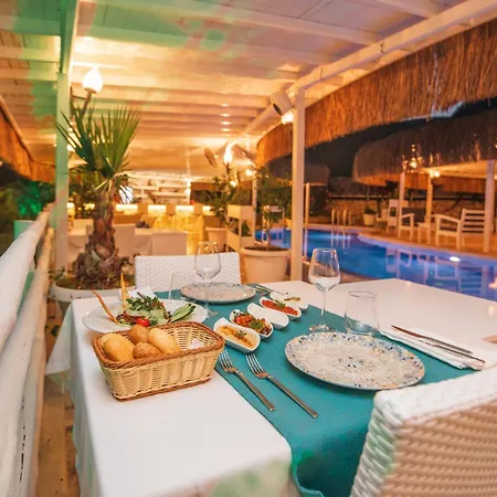 Riad Likya Pavilion 4*