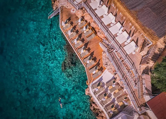 Likya Pavilion Ріад Каш